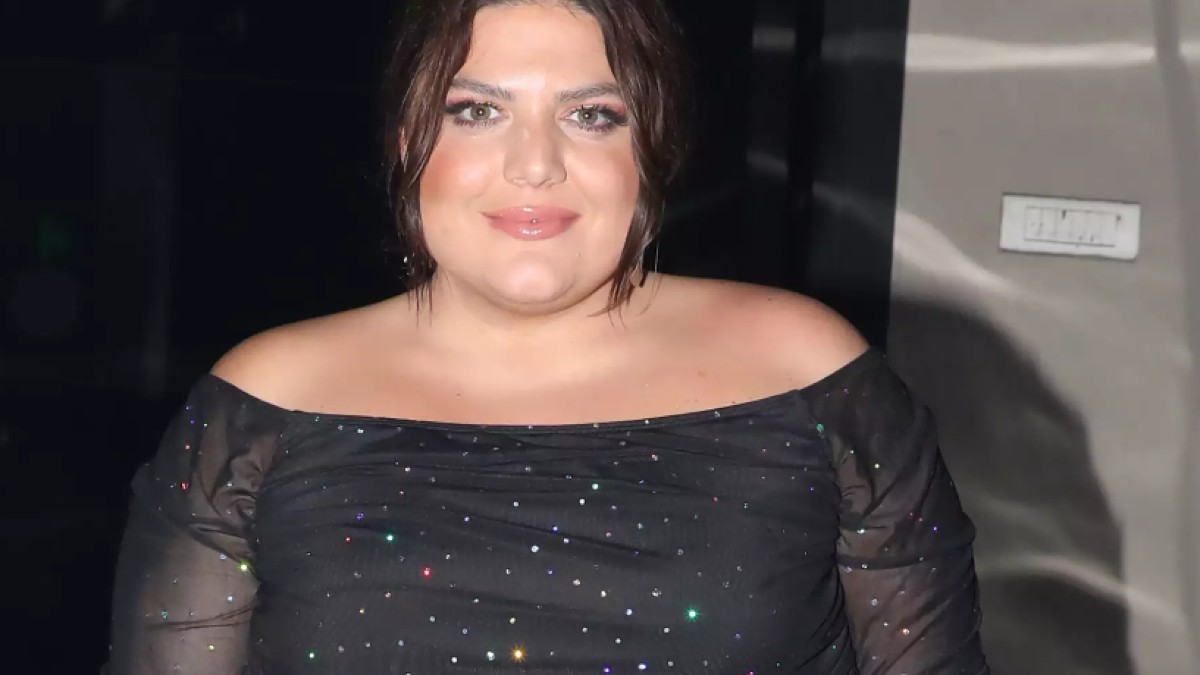 Δανάη Μπάρκα: Ξαφνική αποχώρηση από τη θεατρική παράσταση που συμμετείχε.