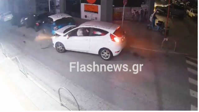 Τροχαίο στα Χανιά: Οδηγός έχασε τον έλεγχο και έπεσε σε σταθευμένο όχημα