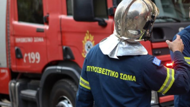 Μέγαρα: Νέα προειδοποίηση από το 112 – Εκκενώνονται Κανδήλι και Αγία Σκέπη