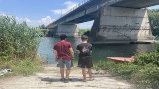 Παραλίγο τραγωδία στις όχθες του ποταμού Άραχθου με δύο 13χρονα αγόρια.Ξύπνησαν μνήμες από την τραγωδία του 2025 ε τους δύο φίλους που πνίγηκαν