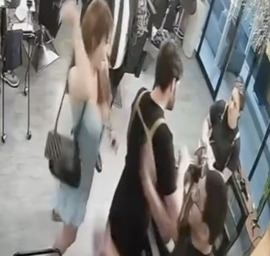 Η ίδια γυναίκα είχε εμπλακεί και σε σοβαρό επεισόδιο στο Ηνωμένο Βασίλειο