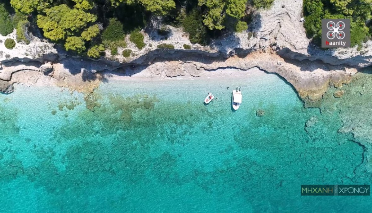 Η παραλία Αλκυονίδες