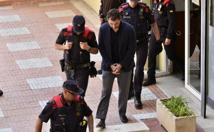 Ελεύθερος με εγγύηση ενός εκατομμυρίου ευρώ.
