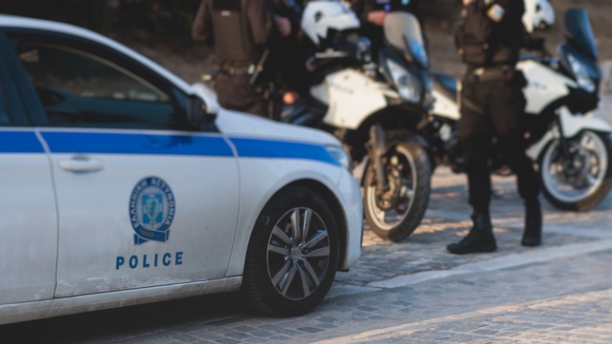 Η αστυνομία εξαπέλυσα έρευνα για να βρει τους δράστες.