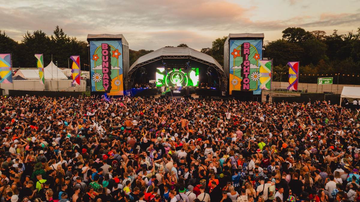 Το Brighton Festival βρίσκεται αυτή την περίοδο σε εξέλιξη