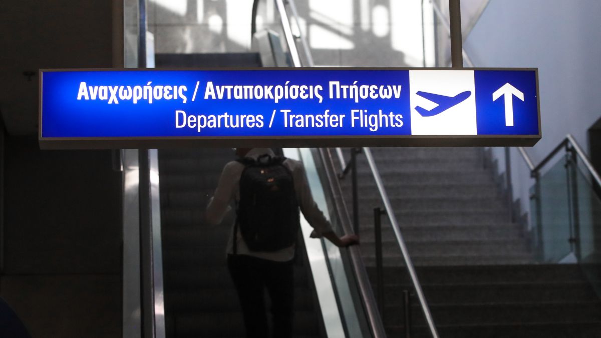 Αποκλειστικό: Εταιρεία στο «Ελ.Βενιζέλος» πίνει το αίμα των εργαζομένων με 10ήμερη σερί εργασία και μηνιαίες συμβάσεις! Μάλιστα αναφέρει πως είναι… νόμιμο!