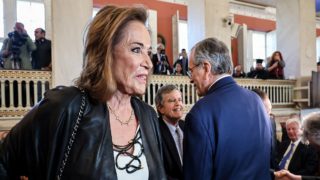 Η κίνηση της Ντόρας που έκανε τον Σαμαρά να φύγει «τρέχοντας»! Ούτε ένα βλέμμα στην τελετή για τον Βενιζέλο!