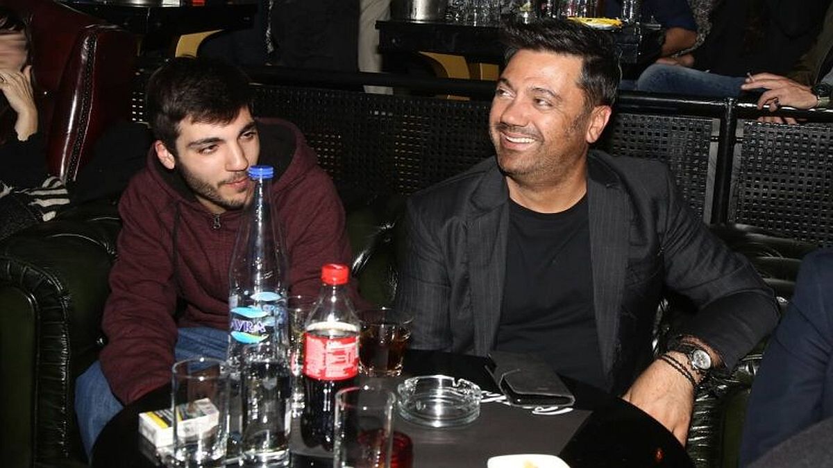 Σοκάρει ο Γιώργος Θεοφάνους: «Ένας τρελός μπήκε στην τάξη του γιου μου στις ΗΠΑ και σκότωσε δύο συμμαθητές του»