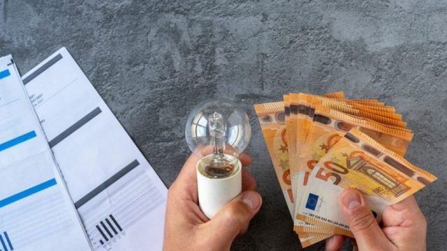 «Φωτιά» στους λογαριασμούς ρεύματος: Έρχεται ο νέος «Αυτοδιοικητικός ΕΝΦΙΑ» από το 2027 – Τριπλάσια επιβάρυνση για τους ιδιοκτήτες ακινήτων!