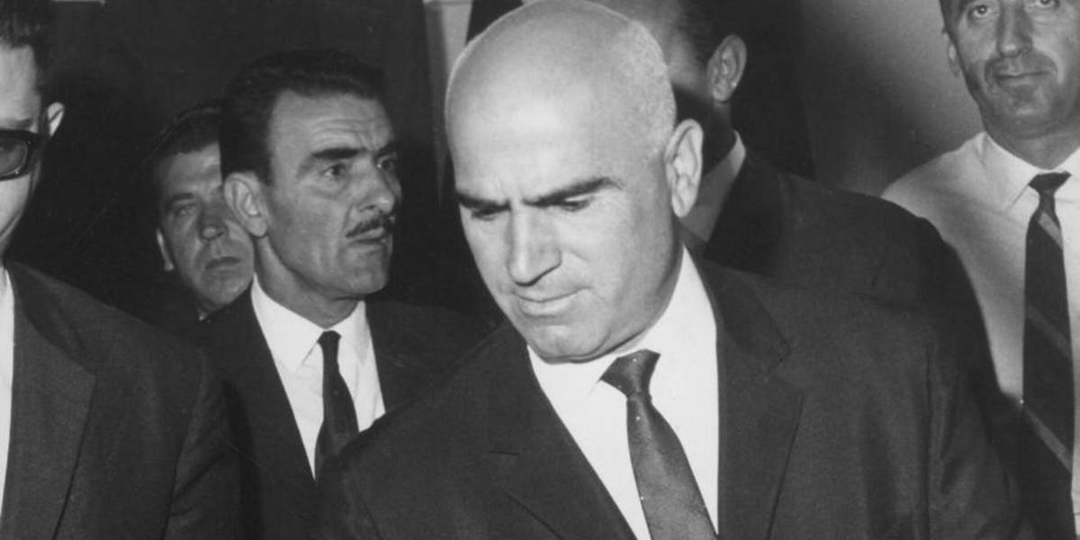 Η αντίσταση απέναντι στο καθεστώς θα ενισχυθεί, οδηγώντας τελικά στην κατάρρευσή του το 1974