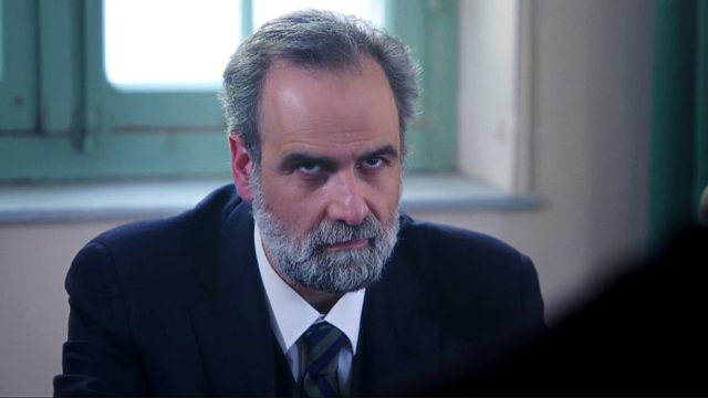 Σοκ στον Άγιο Έρωτα: Ο Παύλος Μαρκόπουλος αγγίζει την απόλυτη διαστροφή – Απειλεί να σκοτώσει τα παιδιά του για να σωθεί!