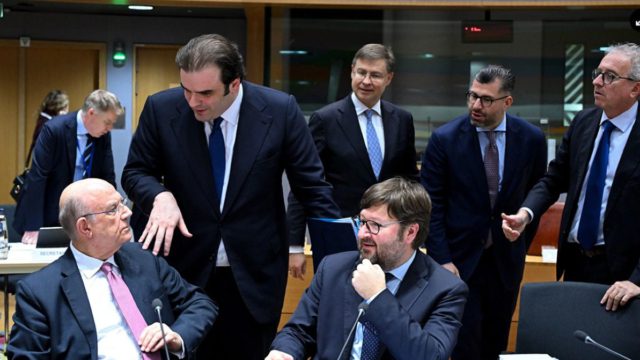Τι έλεγε ο Πιερρακάκης πριν πάει στην ΝΔ και στο Euro groups