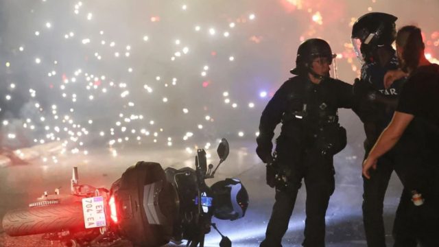 Νύχτα έντασης στη Γαλλία μετά τη στέψη της Παρί Σεν Ζερμέν – 416 προσαγωγές σε όλη τη χώρα