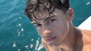 Survivor – Σταύρος Φλώρος: «Είναι χαμογελαστός και ευτυχισμένος που ζει» – Στον Άγιο Δομίνικο και Έλληνας ψυχολόγος