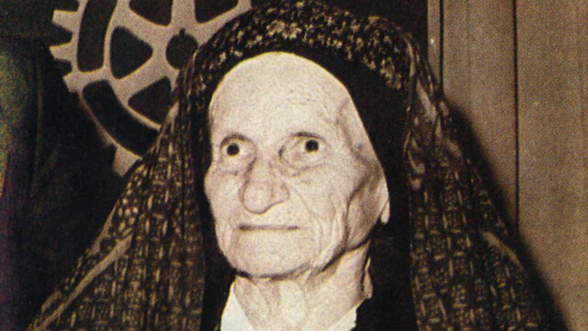 Δέσποινα Αχλαδιώτη