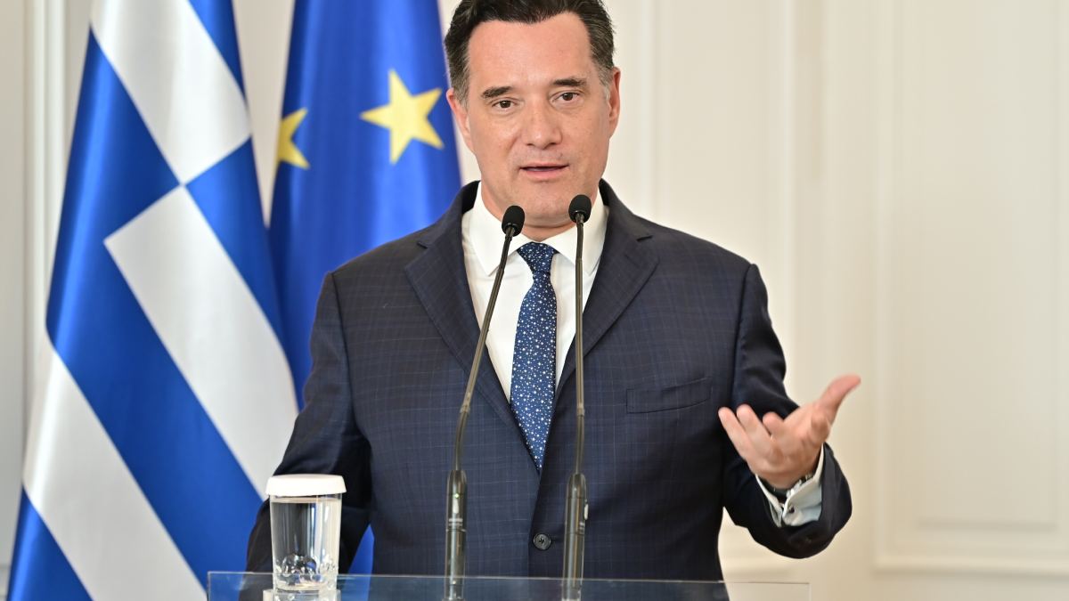 Άδωνις Γεωργιάδης: Η τηλεοπτική στιγμή που έγινε meme και σαρώνει στο διαδίκτυο