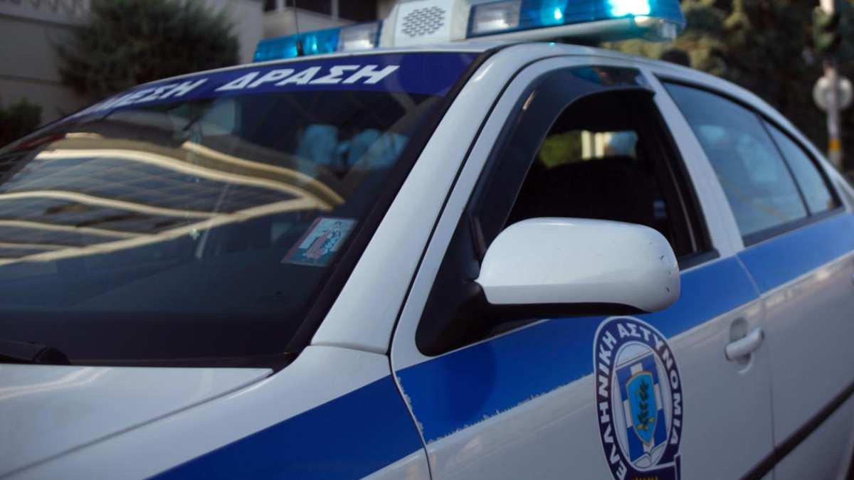 Ψυχικό: Προσποιήθηκαν υπαλλήλους του ΔΕΔΔΗΕ και άρπαξαν κοσμήματα 300.000 ευρώ από ηλικιωμένη