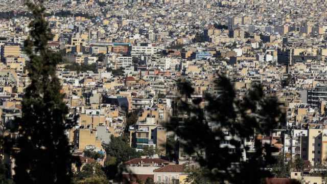 Ανησυχία από μυρωδιά υγραερίου στα νότια προάστια: Σε επιφυλακή οι Αρχές – Εκκενώνονται επιχειρήσεις