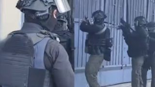 Δυτική Αττική: «Υπάλληλοι του ΔΕΔΔΗΕ» έβγαλαν 2 εκατομμύρια ευρώ – Βίντεο από το «ντου» της ΕΛ.ΑΣ. στο φρούριο τους