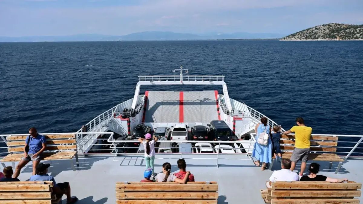 Voucher Διακοπών 2026: Ανοίγουν οι αιτήσεις για Chios και Kythira Pass – Πώς θα πάρετε έως 300 ευρώ