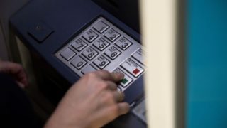 Έρχονται αλλαγές σε όλα τα επιδόματα – Ποιος είναι ο λόγος
