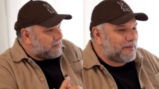 Ο Γρηγόρης Αρναούτογλου ανοίγει την καρδιά του για τον Άρνι, τον τετράποδο φίλο που του άλλαξε τη ζωή πριν από δύο δεκαετίες.