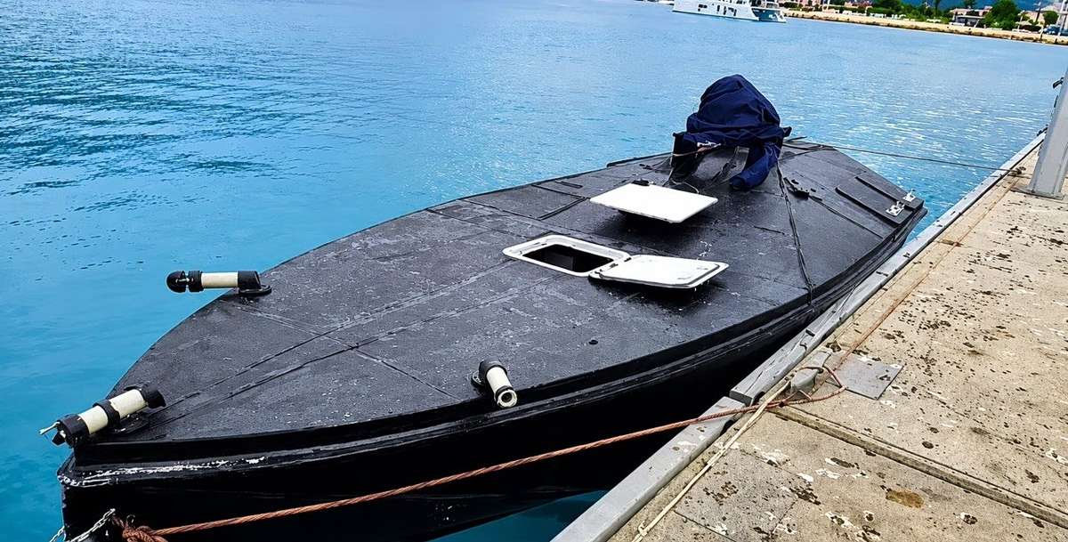 Ο εντοπισμός του θαλάσσιου drone στη Λευκάδα προκάλεσε την άμεση κινητοποίηση των μυστικών υπηρεσιών, οι οποίες διερευνούν 