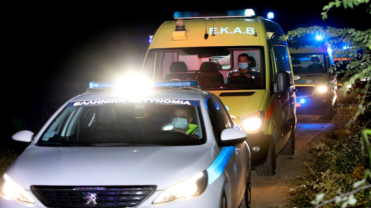 Έπεσαν πυροβολισμοί στην Κρήτη: Νεαρός πυροβόλησε έναν ηλικιωμένο στο καφενείο