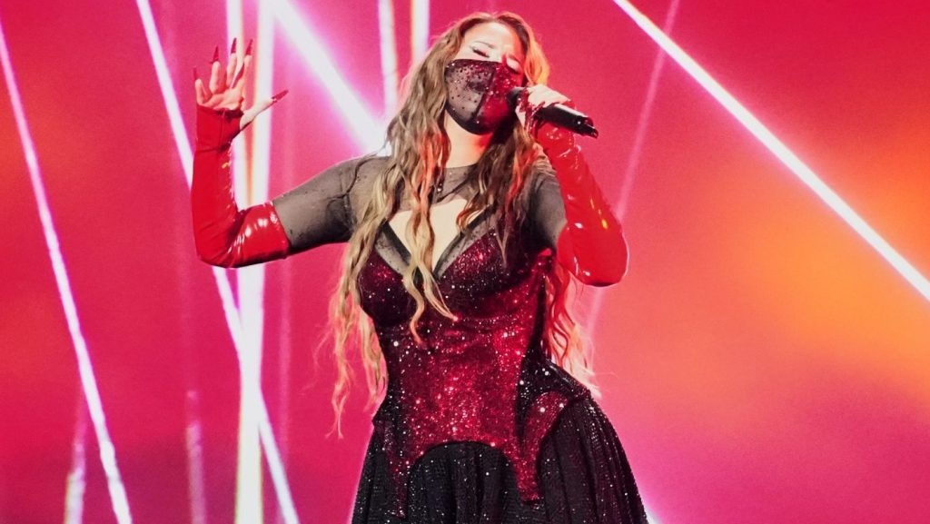 Eurovision: Συναγερμός στη Βιέννη μετά τη λιποθυμία της εκπροσώπου της Σουηδίας στα παρασκήνια των προβών.