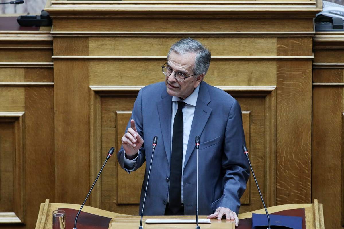 Σαμαράς: Η αυστηρή προειδοποίηση του έμπειρου πολιτικού για την ανάγκη προάσπισης των δημοκρατικών θεσμών και της εθνικής κυριαρχίας της χώρας.