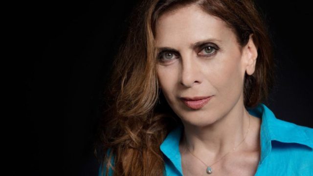 Κατερίνα Διδασκάλου: «Δεν είμαι παραδοσιακή μαμά, έχω πετάξει κατσαρόλα μαζί με το καμένο φαγητό»