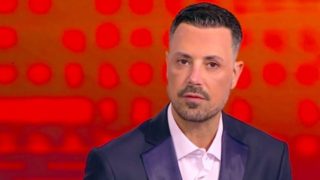 Πέτρος Κουσουλός: Σάρωσε σε τηλεθέαση η «Νύχτα Αποκαλύψεων» – Τα δύο θέματα που συγκλόνισαν