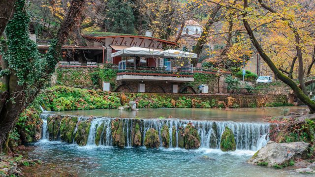 Μόλις 1,5 ώρα από την Αθήνα: Ο απόλυτος προορισμός για την καλύτερη μονοήμερη του Μαΐου
