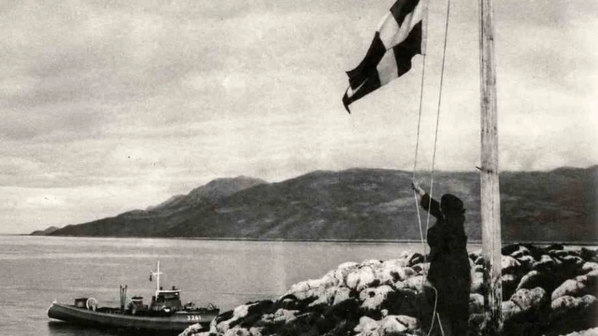 40 χρόνια: ύψωνε την ελληνική σημαία στο νησί της Ρω