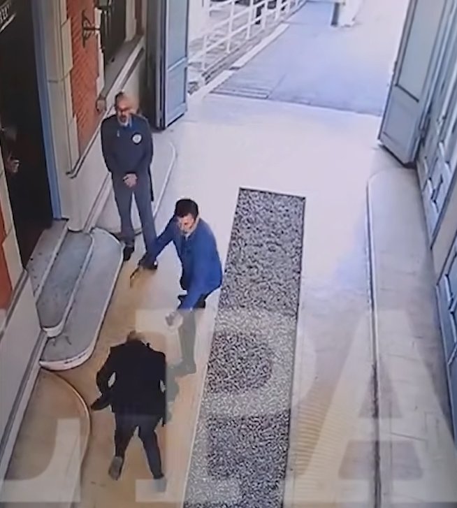 Ο Ισάκ Άντικ, ο θρυλικός δημιουργός της αυτοκρατορίας Mango, του οποίου ο ξαφνικός θάνατος στα βουνά της Βαρκελώνης εξελίχθηκε σε θρίλερ για γερά νεύρα.