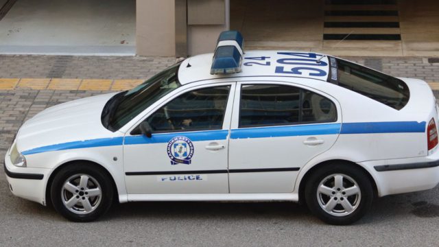 Θάνατος 24χρονης στον Πειραιά: Ελεύθερος ο 50χρονος σύντροφός της – Πού εστιάζουν οι Αρχές
