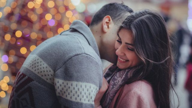 Σχέσεις: 6 τρόποι να ξυπνήσετε το πάθος με τον/την σύντροφο σας