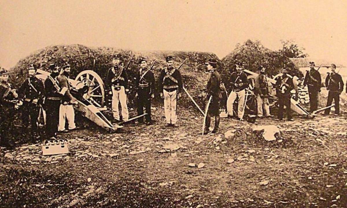 Στις 8 Μαΐου 1897 υπογράφηκε στο χωριό Ταράτσα της Λαμίας το πρωτόκολλο κατάπαυσης του πυρός