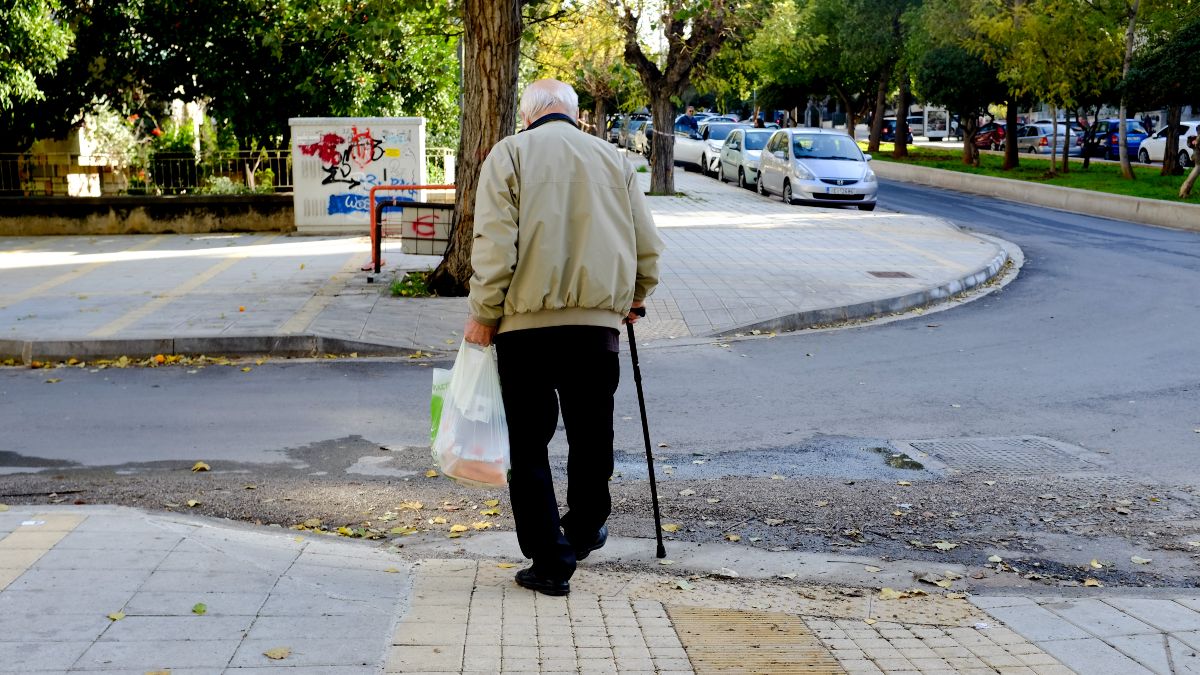 Αλλαγές στις συντάξεις: Έρχονται αυξήσεις έως 50 ευρώ για χιλιάδες συνταξιούχους!