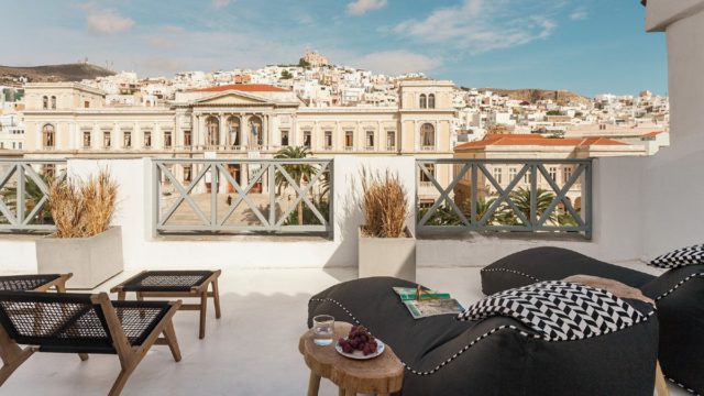 Syros Soul Luxury Suites: Ένα ταξίδι φιλοξενίας στην καρδιά της Σύρου που γίνεται προσωπική υπόθεση!