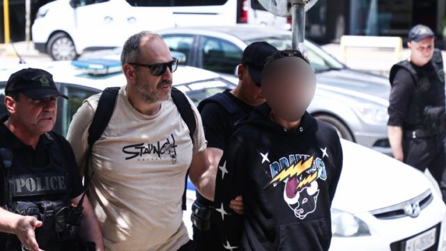 Φρίκη στη Θεσσαλονίκη: Πάνω από 14 χτυπήματα στο πρόσωπο με κατσαβίδι δέχθηκε ο 67χρονος πατέρας από τον γιο του