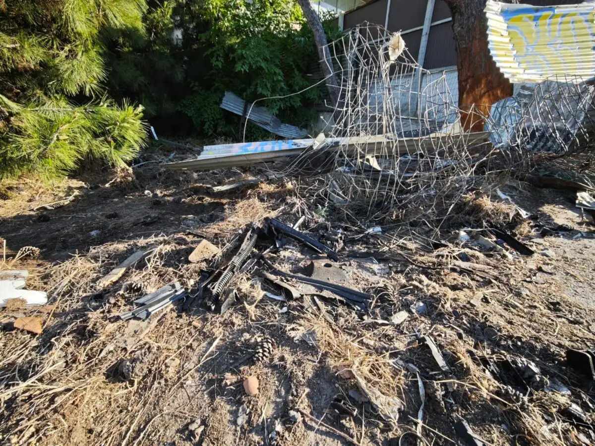 Μελίσσια: Εικόνες σοκ από το διαλυμένο αυτοκίνητο στη λεωφόρο Πεντέλης
