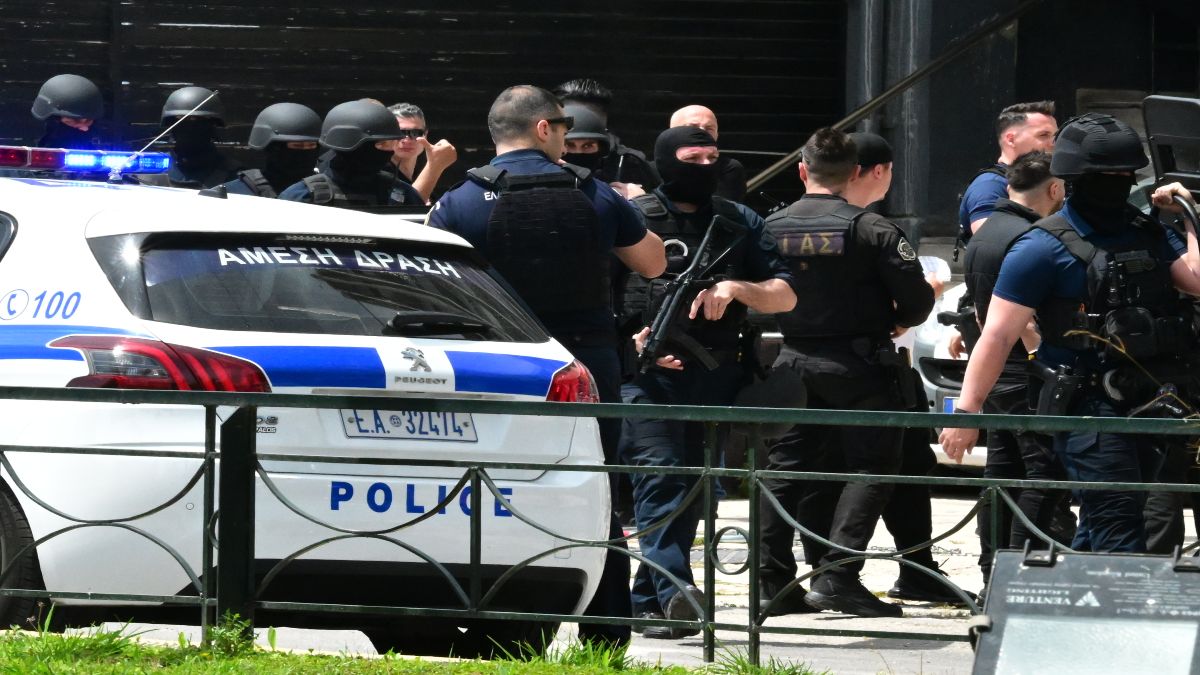 Καλλιθέα: Άγριος καβγάς σε μπαρ κατέληξε σε ένοπλη επίθεση