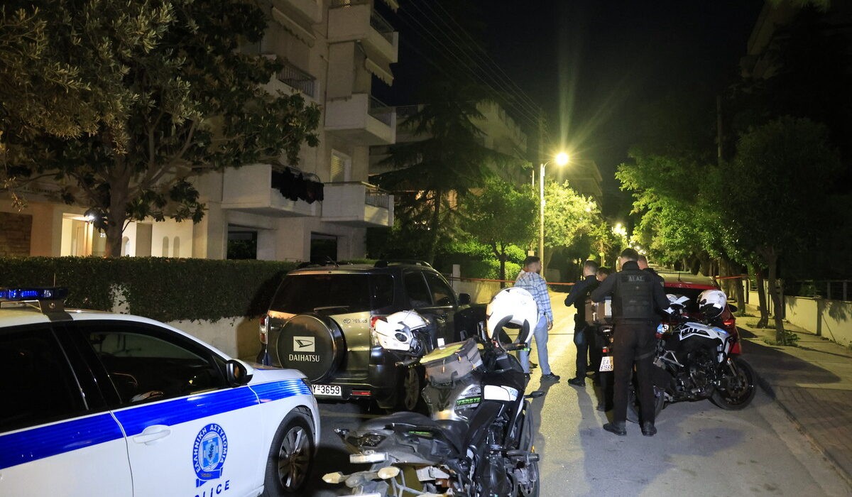 Χολαργός: Την πυροβόλησε στην πιλοτή και λίγα λεπτά μετά αυτοκτόνησε