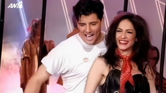 Ρετρό tv: Όταν η Αννα Βίσση φλέρταρε live τον Ρουβά μέσα στο στούντιο 