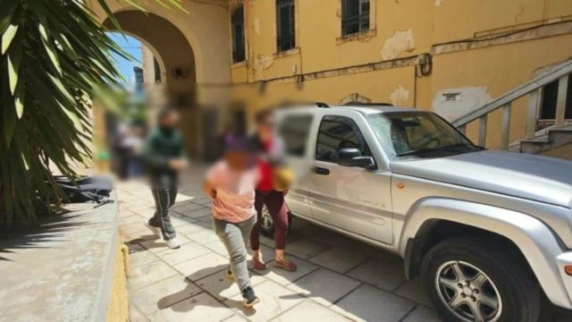 Χανιά: Σοκάρουν οι αποκαλύψεις της μητέρας για την κακοποίηση της 3χρονης – «Είχα άλλα δύο παιδιά, αλλά πέθαναν όταν τα θήλαζα»
