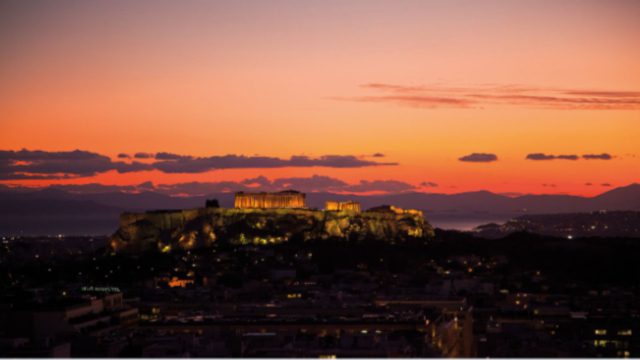 Τα 4 αγαπημένα σημεία με φανταστική θέα στην Αθήνα