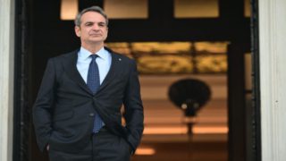 Μητσοτάκης: Νέα στήριξη σε καύσιμα και οικογένειες – Ποιοι παίρνουν 150€