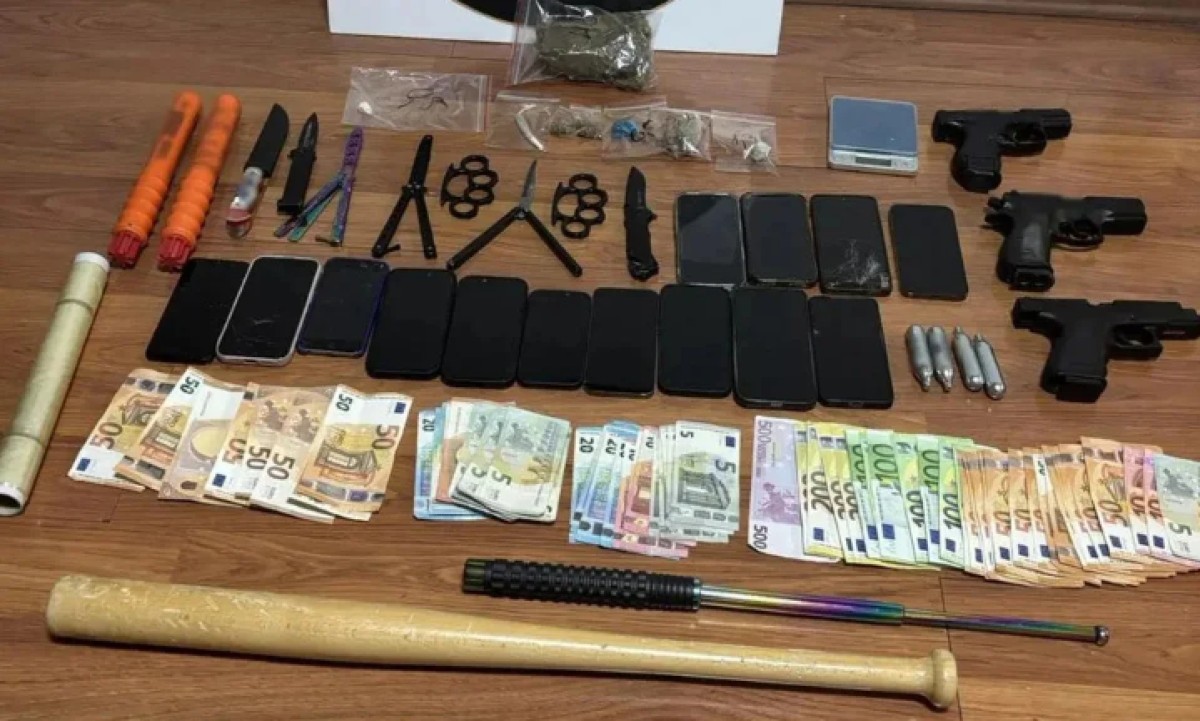 Ναρκωτικά, όπλα και σιδερογροθιές