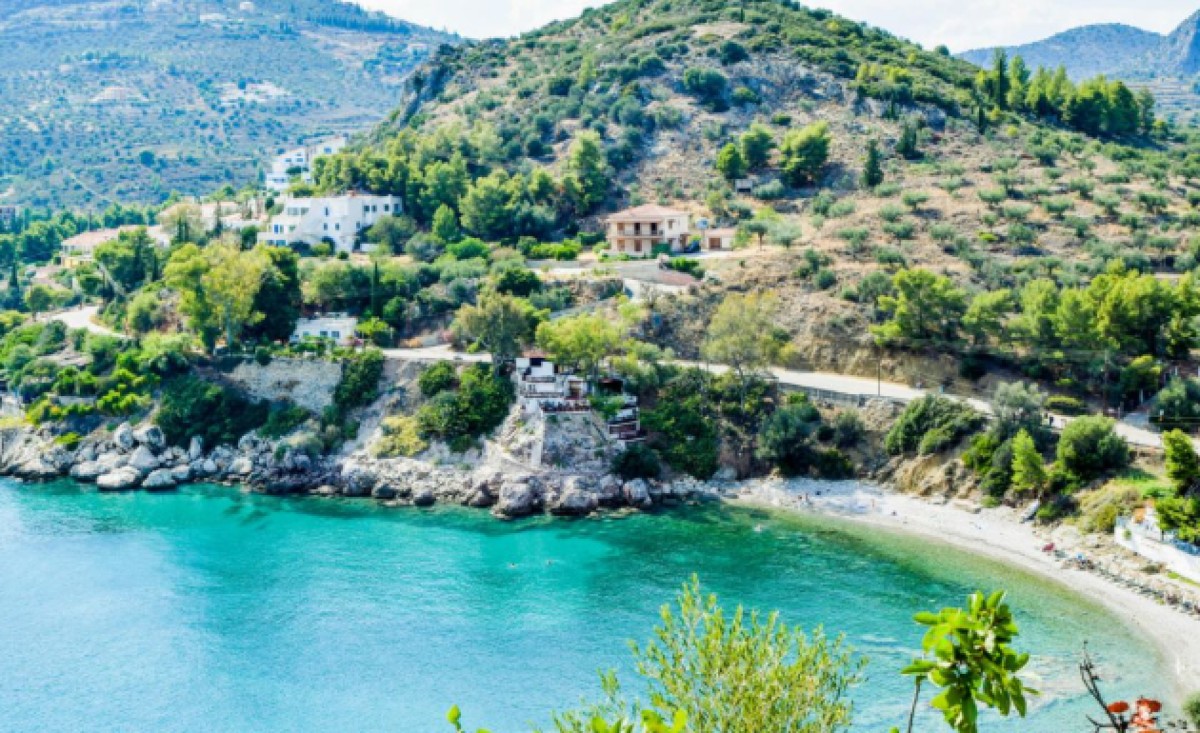 Η παραλία της Ασίνης